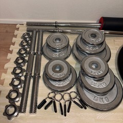 ダンベル・プレート（総重量70kg超）
の画像