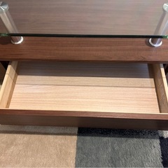 ニトリ　ガラスローテーブルの画像