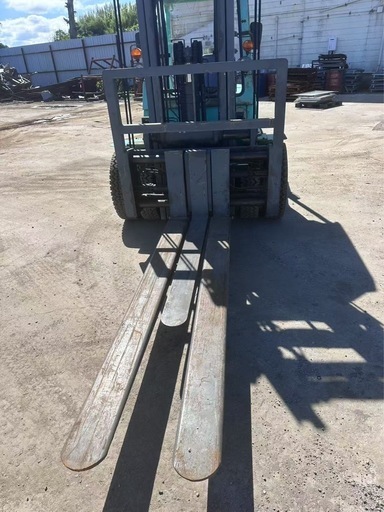 ミツビシ3.5tフォークリフト