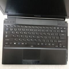 TOSHIBA　小型・軽量　13.3インチ　core i5　8GB　SSD　カメラ　Wi-Fi　マルチ　Microsoft office 2021　Windows11の画像