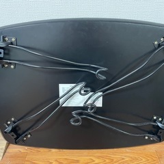 ニトリ折りたたみ式テーブルの画像