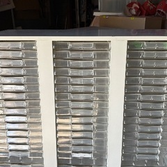 ☆レターケース 幅90cm 奥40cm 高104cm　ライオン 事務器オフィス家具の画像