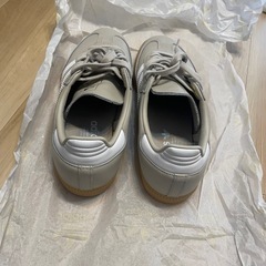  【国内EXCLUSIVE】 adidas   SAMBAスニーカーの画像