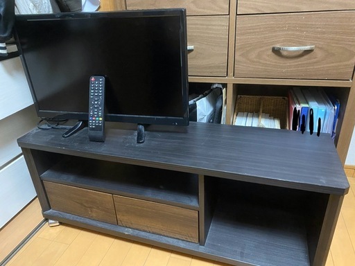 テレビとテレビ台