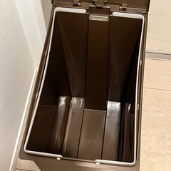 【無料】ニトリ ゴミ箱の画像