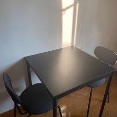 SANDSBERG サンドスベリ テーブル＆チェア2脚の画像