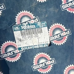 スノーモービル Polaris フロントバンパーの画像