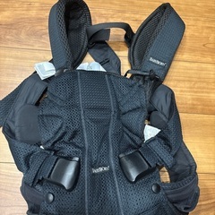 ベビービョルンの抱っこ紐の画像
