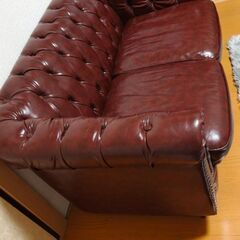 革張りソファーの画像