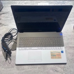 mouse MB-B504ESノートパソコン
の画像