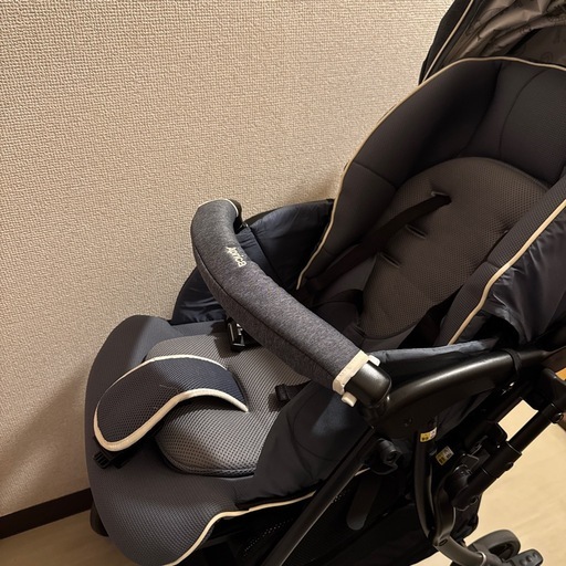 アップリカ ラクーナビッテアカチャンホンポ限定モデル