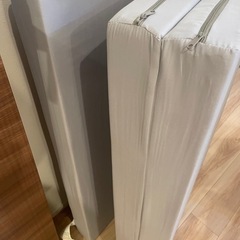 
折りたたみ　マットレス シングル 8cm厚　硬質ウレタンでしずみこみしにくいの画像