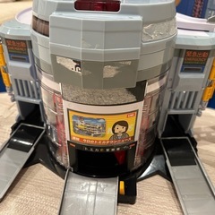 トミカ　ぐるっと変形！ＤＸポリスステーションの画像