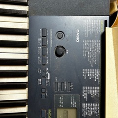 CASIO キーボード脚付きの画像