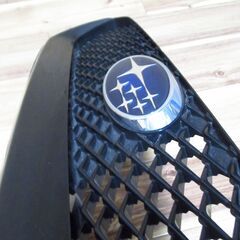 SUBARU スバル WRX STI VAB 前期 A型 純正 フロントグリル ラジエーターグリル 91121-VA000(010/030/040) 93013VA070 STIエンブレムの画像