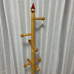 ピエロの木製バッグハンガーの画像