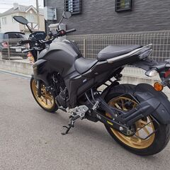 ヤマハ　FZS25　250cc　2022年式　ABS　1万KM　減算歴なし　綺麗　愛知発　発送、直接引取可能　書類完備　詳細写真、始動動画ありの画像