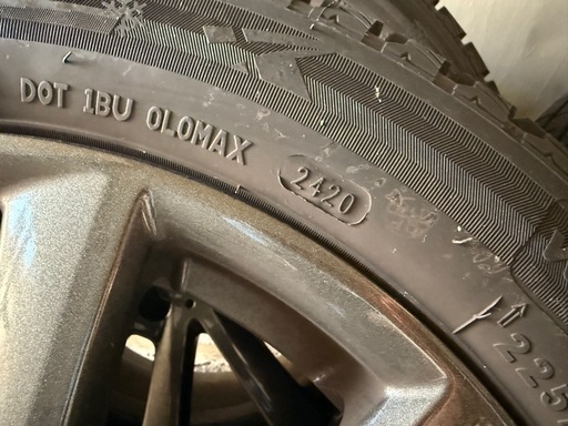 値下げ！！Tourador スタッドレスホイールセット225/50R17 20年24週