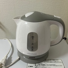 電気ケトル 1リットル の画像