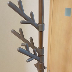 つっぱり式ポールハンガーの画像