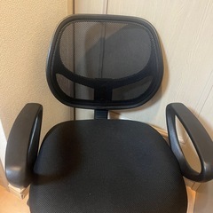 【無料でお譲りします】デスクチェアの画像