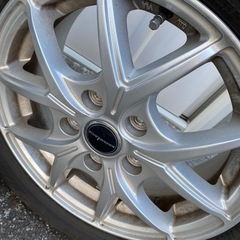 ✅【美品】YOKOHAMAタイヤ ice GUARD iG60 15インチ の画像