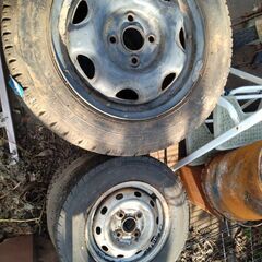 タイヤ　ホイル付　防草シートの重し　重り　バリケード　素材　等にいかがでしょうか？の画像