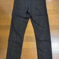 ユニクロ　ジーンズの画像