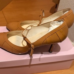 ダイアナストラップシューズの画像