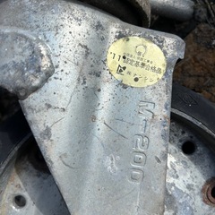 ローリング足場用ジャッキ付キャスター　2本セットの画像