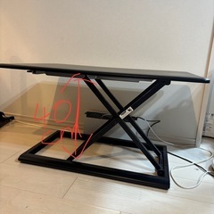 昇降式テーブルの画像