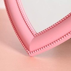 【新品未使用品】化粧鏡 ハート型 折りたたみ式 卓上化粧鏡 スタンド付き 卓上鏡 スタンド付き ウォールミラー 吊り下げ用 飾り鏡 手持ち鏡 化粧鏡 バニティミラー ギフトミラー Litt (ピンク)の画像