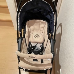 コンビ　ベビーカー　スゴカル4キャスエアー
の画像