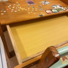 キッズテーブルの画像