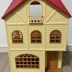 シルバニアファミリー三階建てのおしゃれなお家の画像