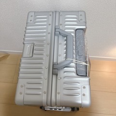 ★新品★ スーツケース Sサイズ アルミフレームキャリーケース機内持ち込みの画像