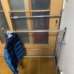 【受け渡し予定者決定済】ハンガーラックの画像