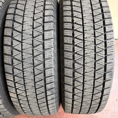 215/70/16冬DM-V3の画像