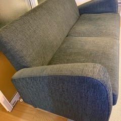 2人掛けソファー
の画像