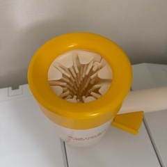 犬用　足洗うカップの画像