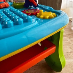 【知育玩具】トップトッツ 2in1アクティビティテーブルの画像