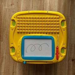 【知育玩具】トップトッツ 2in1アクティビティテーブルの画像