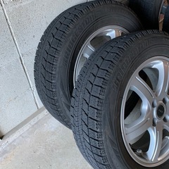 スタッドレスタイヤ＋ホイールセットの画像