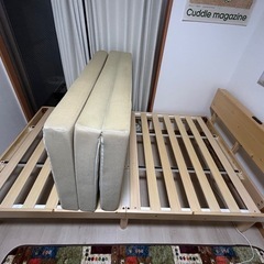 セミダブルベッドの画像