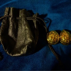 ★【24金メッキ仕上げ磁気健康クルミ 収納ポーチ付】の画像