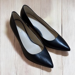 コールハーン 24.5B 黒 パンプス 7cm 防水 ポインテッドの画像