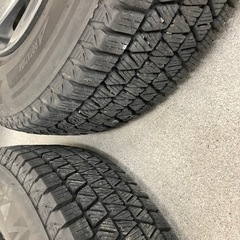 ジムニー　スタッドレス　21年製　バリ山　175/80R16 DM-V3の画像