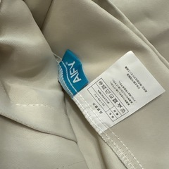 ベージュ　カーテンセットの画像