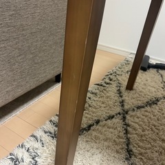 ダイニングテーブル&イスの画像