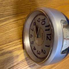 置き時計の画像